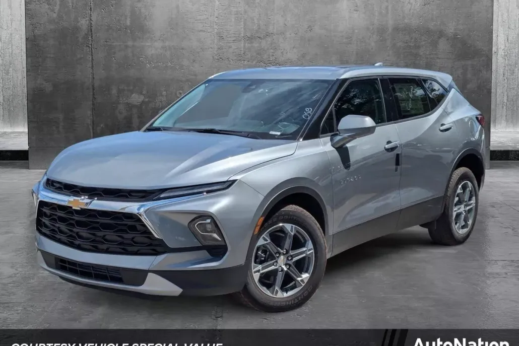2025 Chevrolet Blazer 2LT photo 1