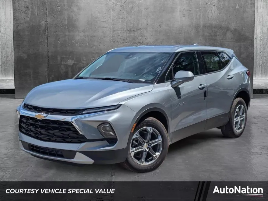 2025 Chevrolet Blazer 2LT photo 1