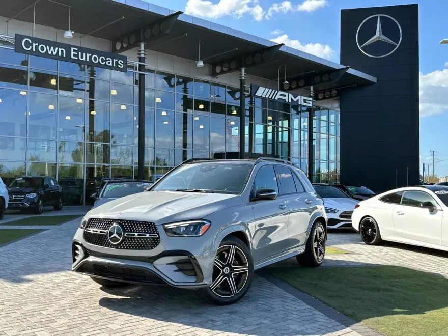 2025 Mercedes Benz GLE 450 4MATIC photo 1