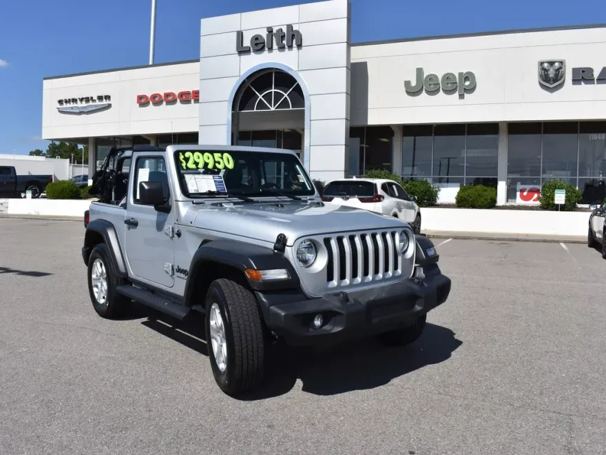 2022 Jeep Wrangler Sport S photo 1