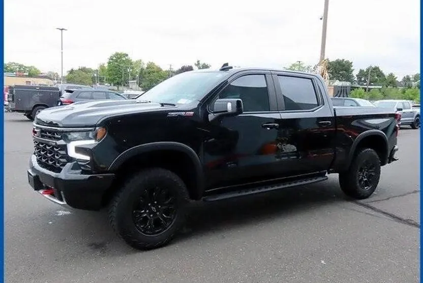 2022 Chevrolet Silverado 1500 ZR2 photo 1