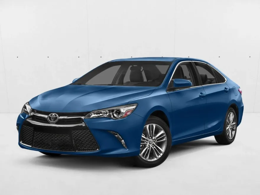 2016 Toyota Camry SE photo 1