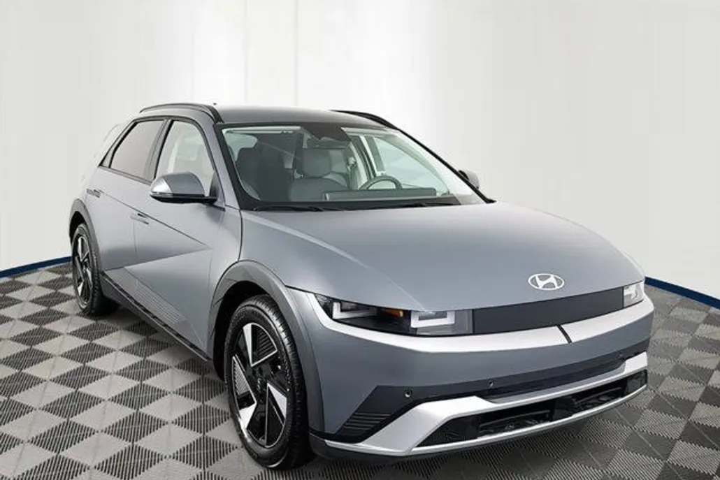 2025 Hyundai Ioniq 5 SEL photo 1
