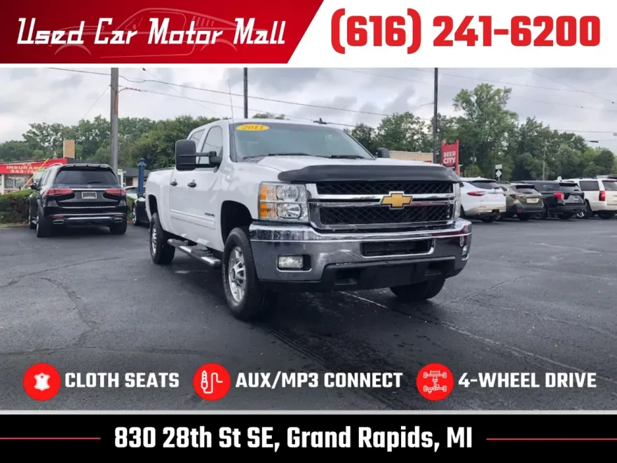 2011 Chevrolet Silverado 2500HD LT photo 1