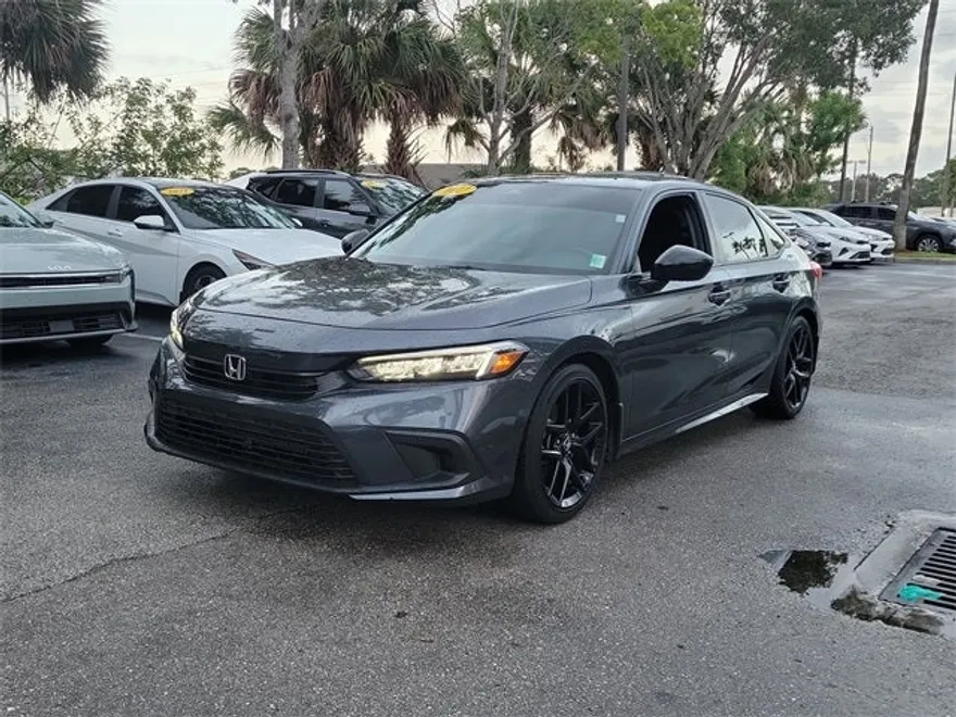 2022 Honda Civic Sport photo 1