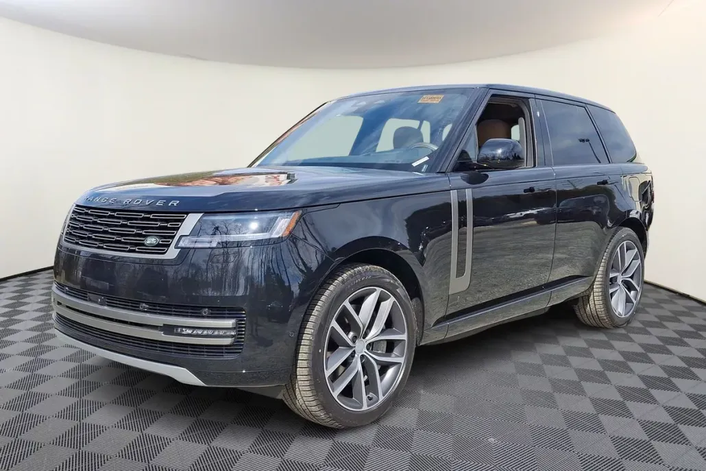 2025 Land Rover Range Rover SE photo 1