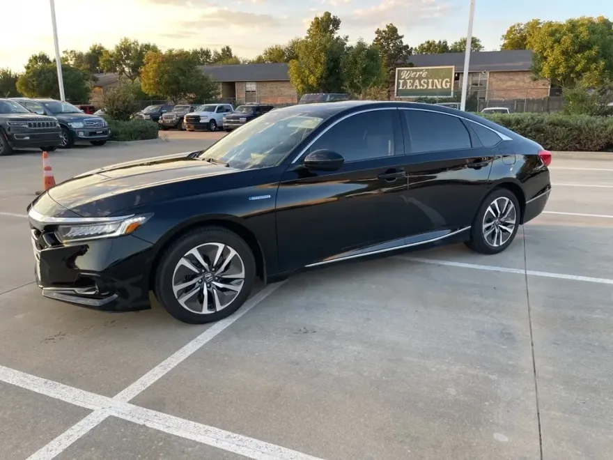 2021 Honda Accord Hybrid EX photo 1