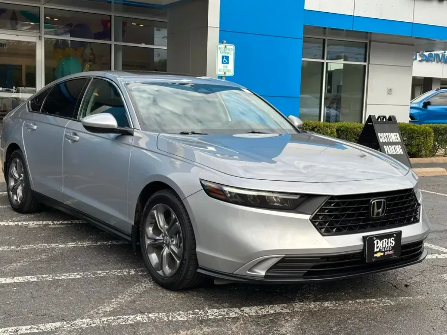 2023 Honda Accord EX photo 1