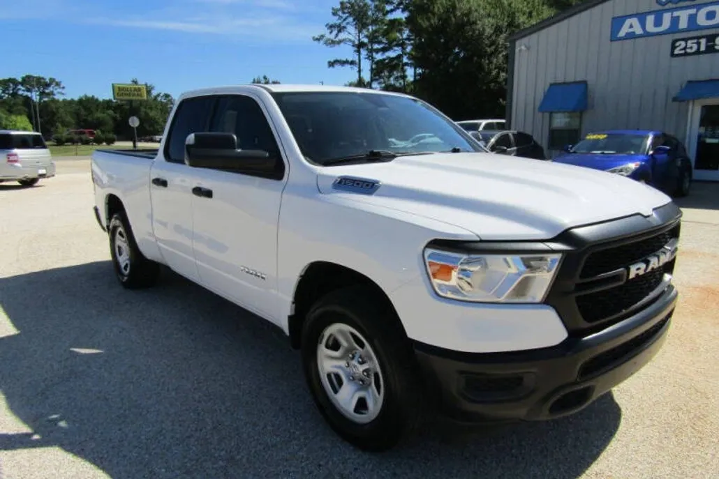 2020 Ram 1500 Tradesman photo 1