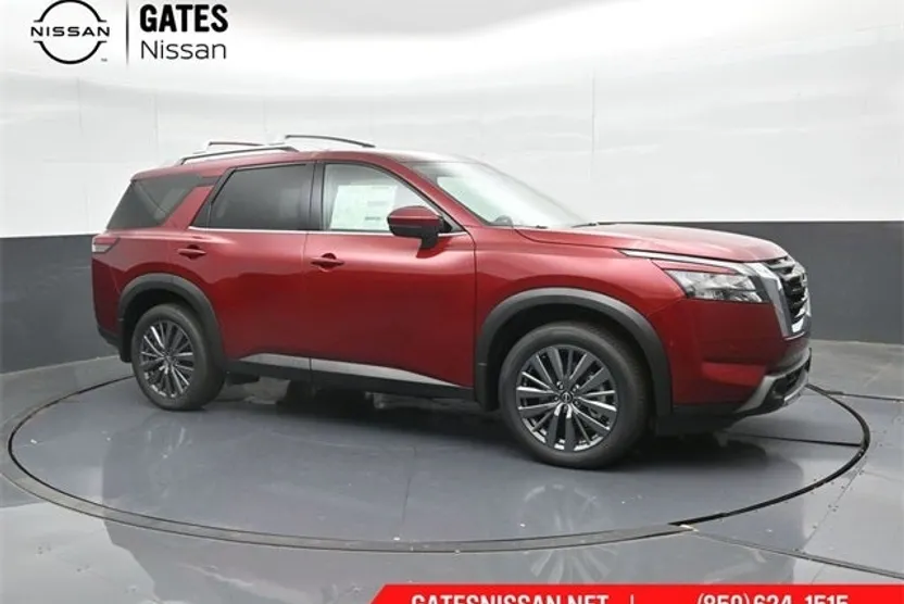 2025 Nissan Pathfinder SL photo 1