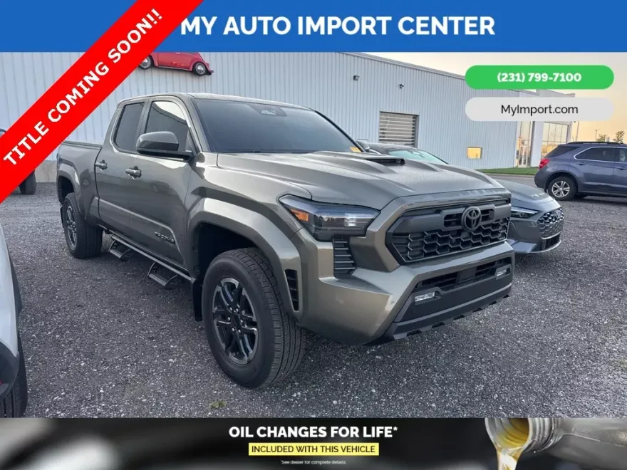 2025 Toyota Tacoma TRD Sport photo 1