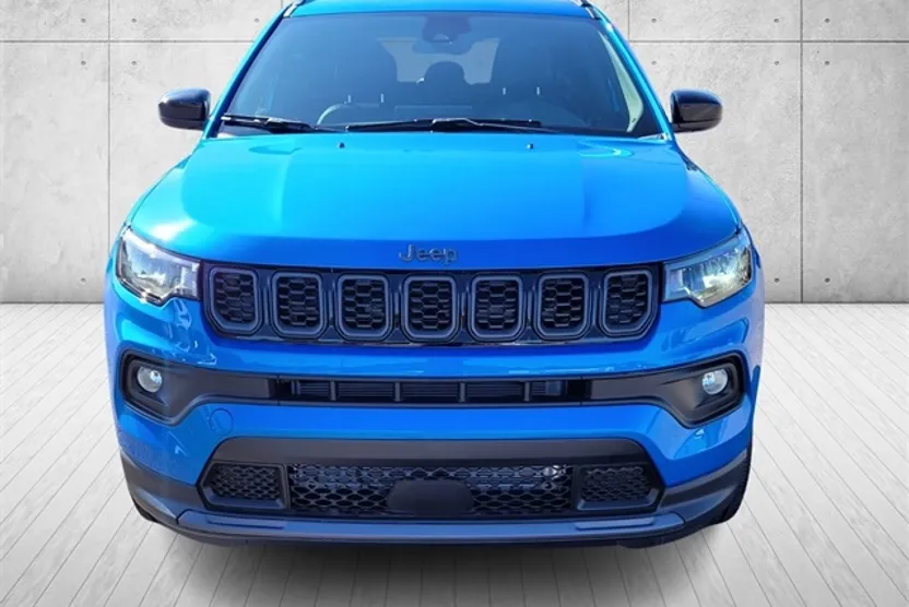 2025 Jeep Compass Latitude photo 1