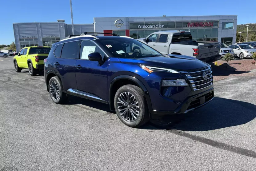 2026 Nissan Rogue Platinum photo 1