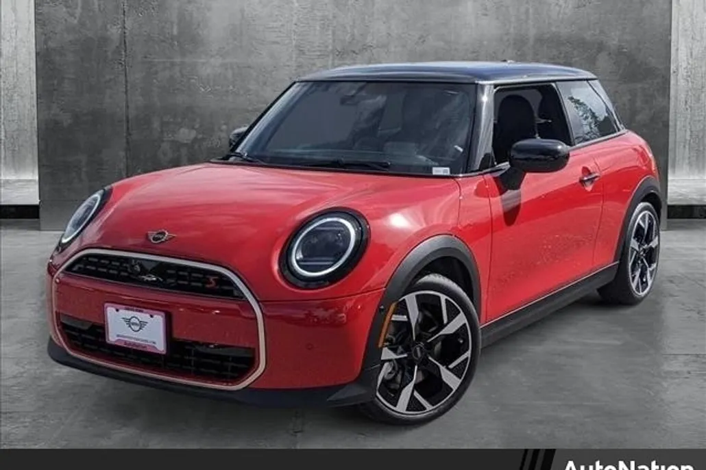2025 Mini Cooper Signature photo 1