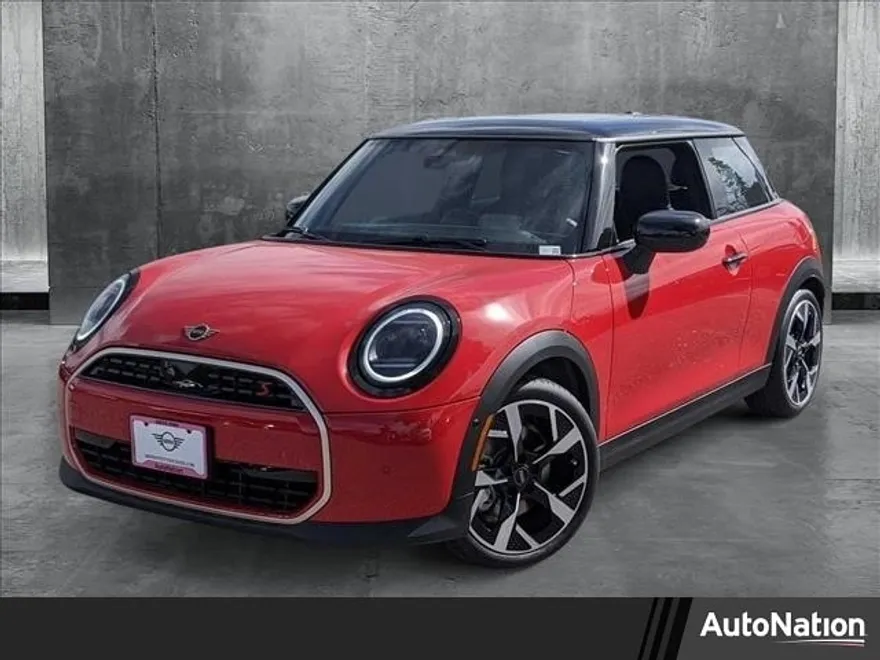 2025 Mini Cooper Signature photo 1