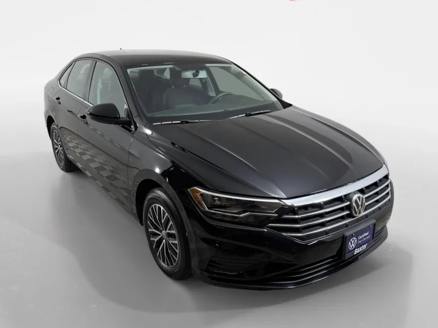 2021 Volkswagen Jetta SE R-Line photo 1
