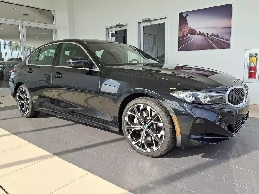 2025 Bmw 330i xDrive Sedan photo 1