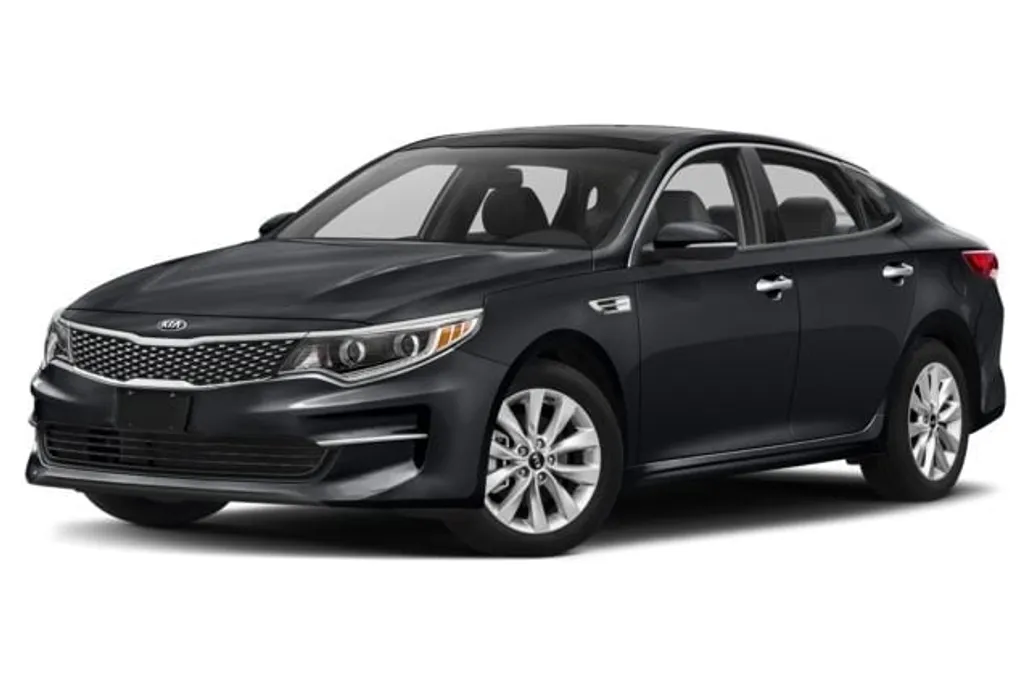2018 Kia Optima EX photo 1