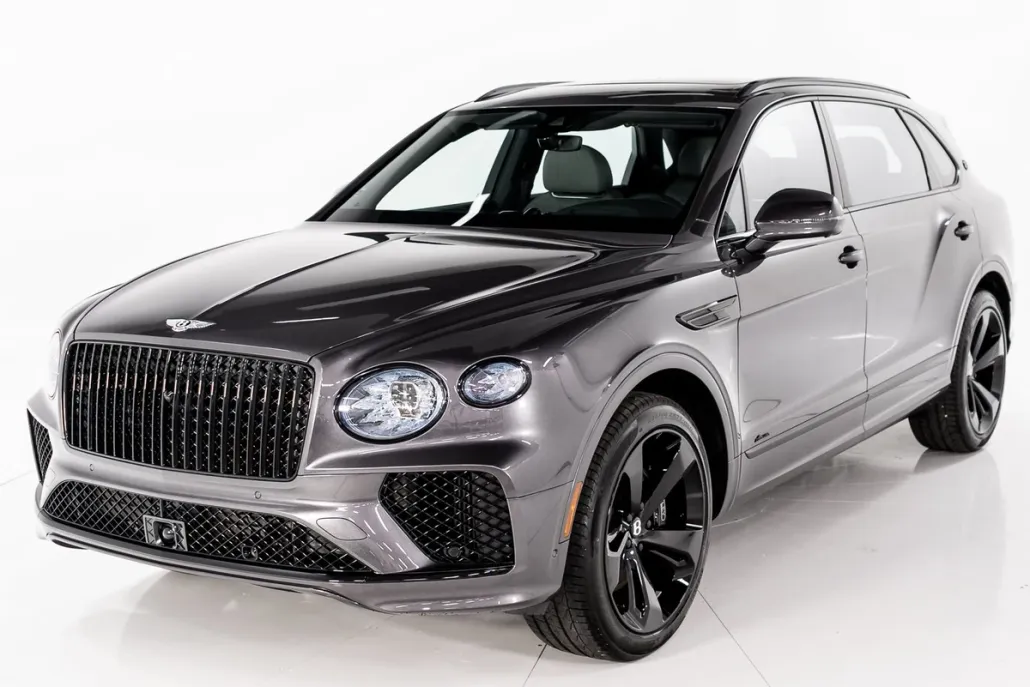 2025 Bentley Bentayga EWB Azure V8 photo 1