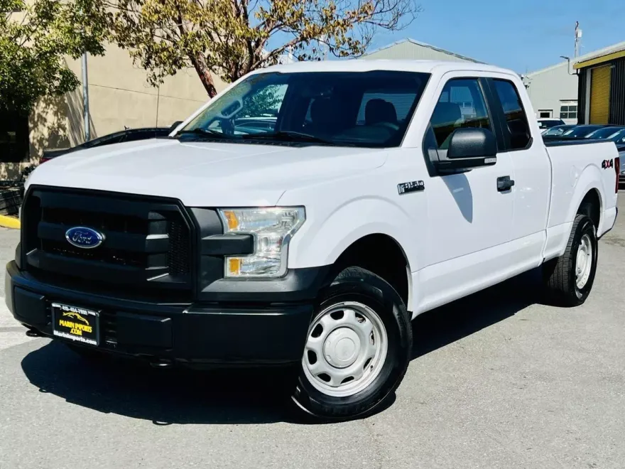 2015 Ford F-150 XL photo 1