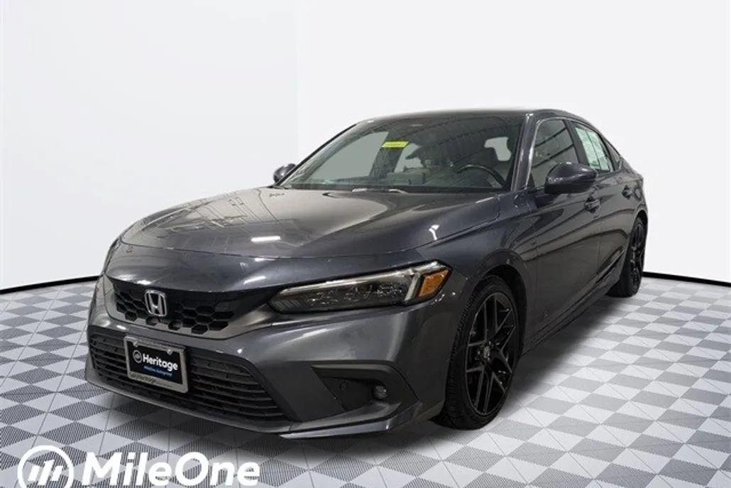 2024 Honda Civic Sport Touring Hatchback photo 1