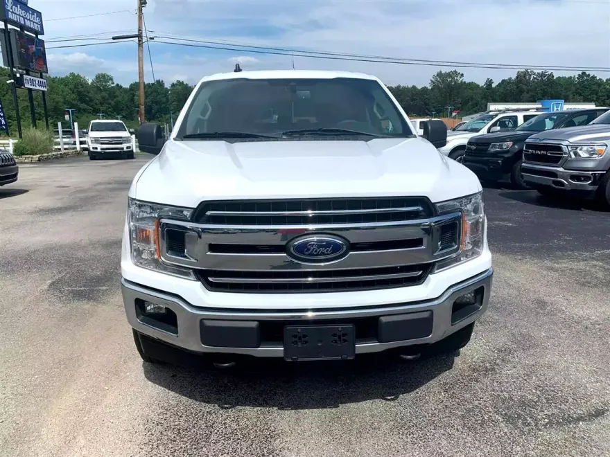 2020 Ford F-150 XLT photo 2