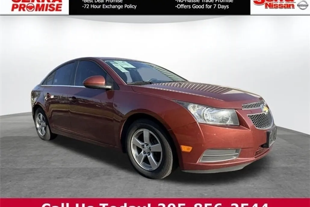 2012 Chevrolet Cruze LT photo 1