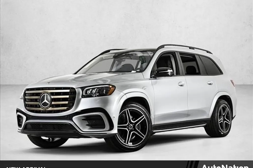 2026 Mercedes Benz GLS 450 4MATIC photo 1