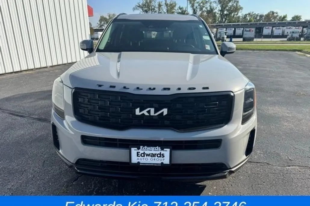 2022 Kia Telluride EX Nightfall Edition photo 1