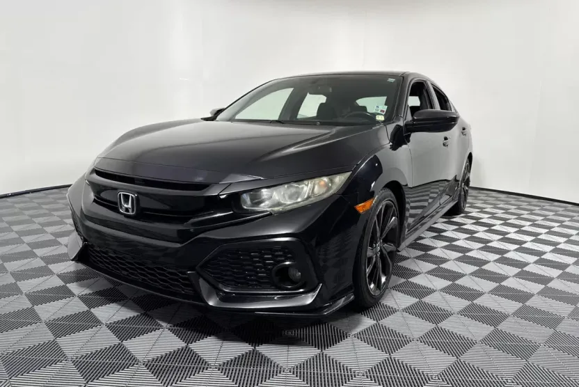2018 Honda Civic Hatchback Sport photo 1