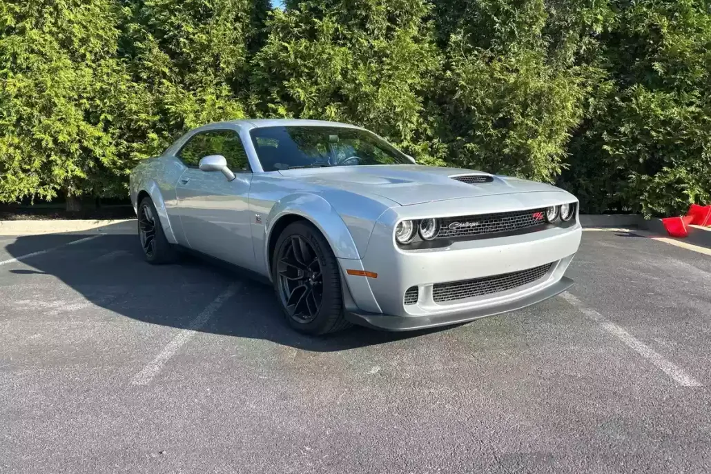 2023 Dodge Challenger R/T Scat Pack Widebody photo 1