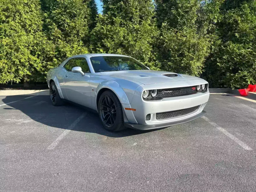 2023 Dodge Challenger R/T Scat Pack Widebody photo 1