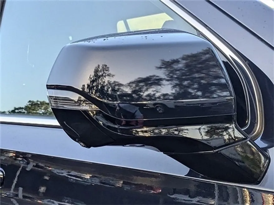 2024 Cadillac Escalade Premium Luxury photo 10