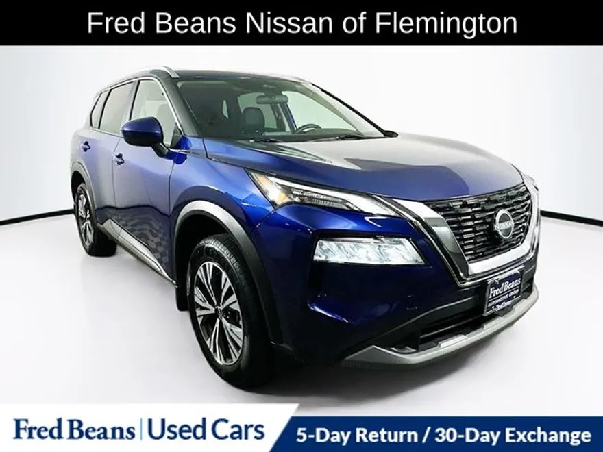2023 Nissan Rogue SV photo 1