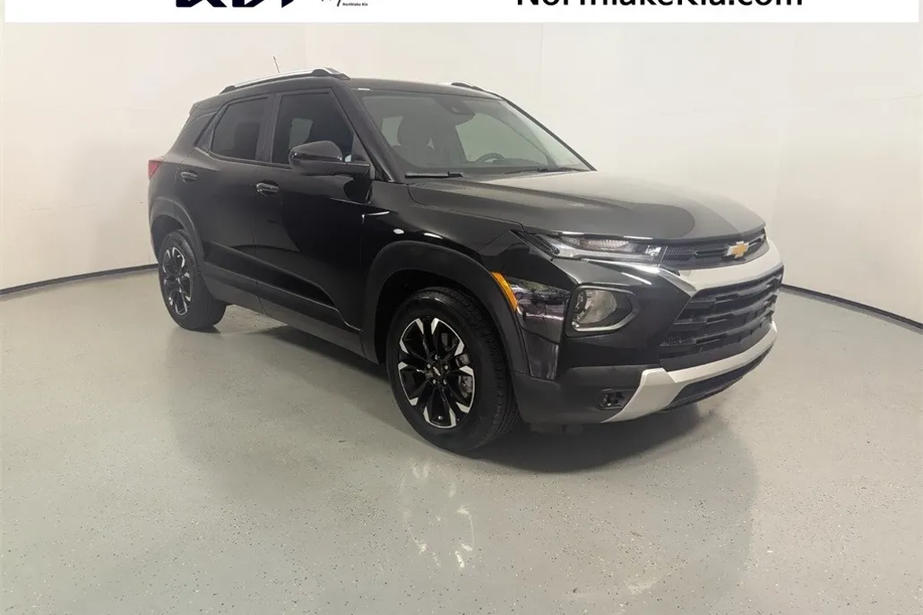 2023 Chevrolet Trailblazer LT photo 1