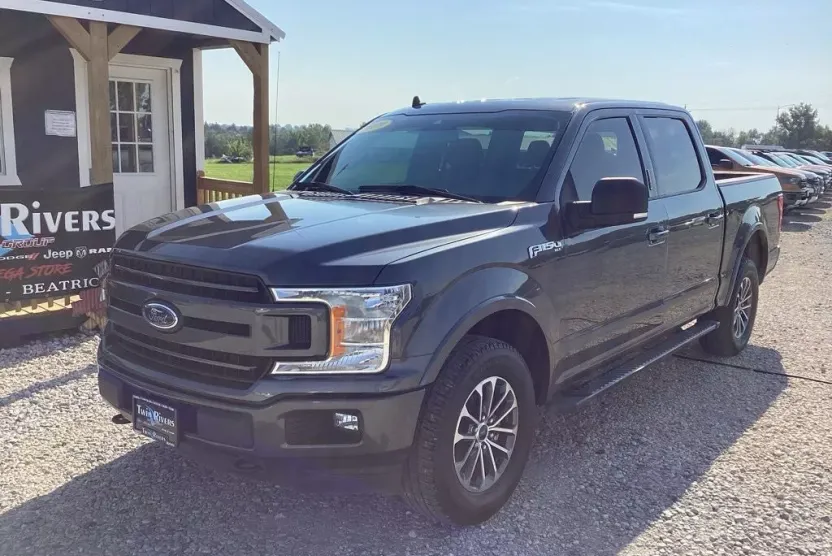 2019 Ford F-150 XLT photo 1