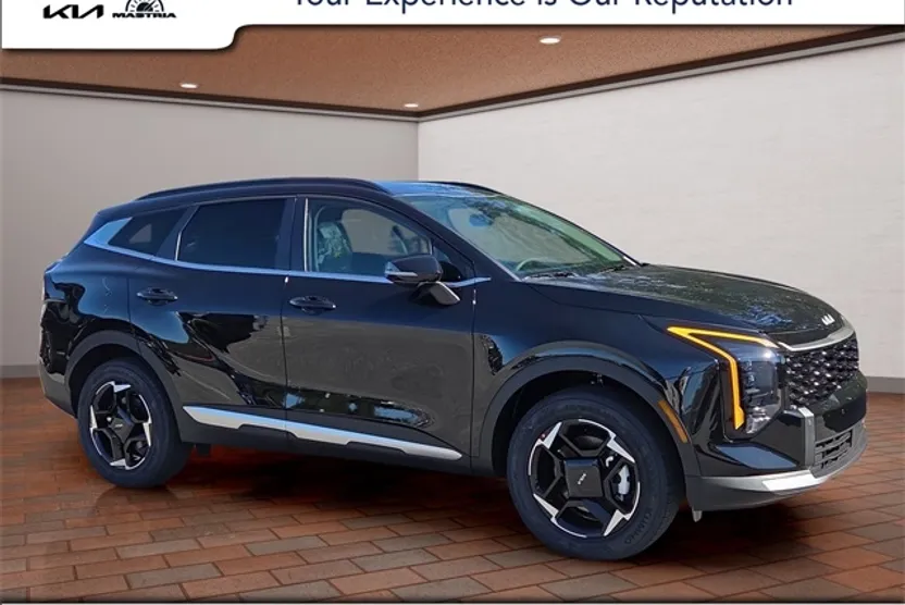 2026 Kia Sportage EX photo 1