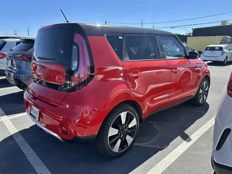 2018 Kia Soul Plus photo 1