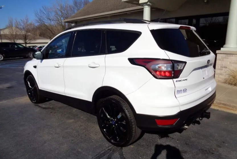 2018 Ford Escape SE photo 1