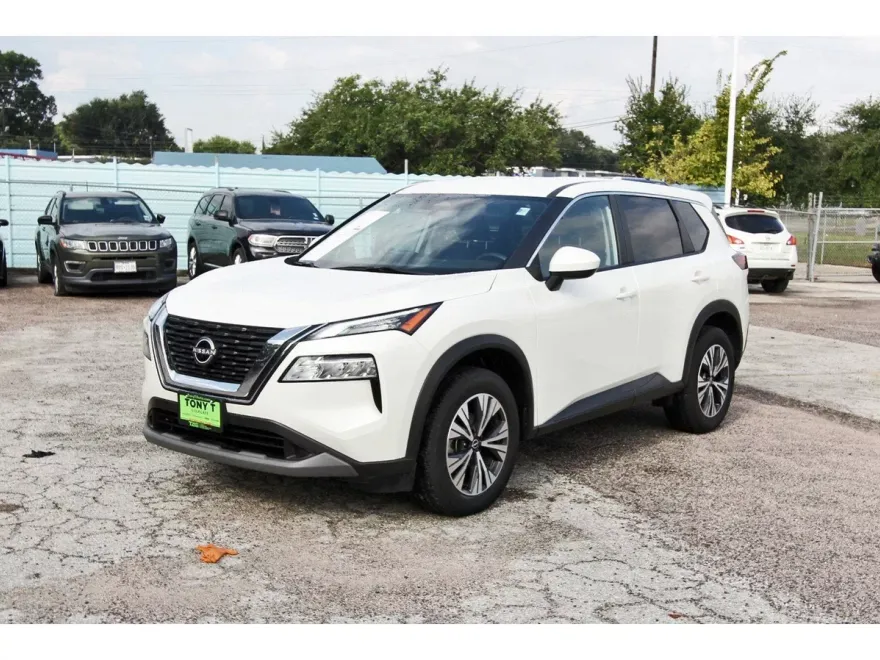 2023 Nissan Rogue SV photo 1