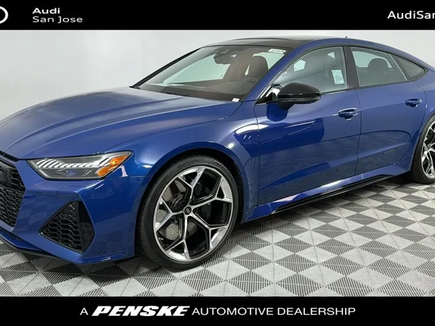 2025 Audi RS 7 Performance photo 1