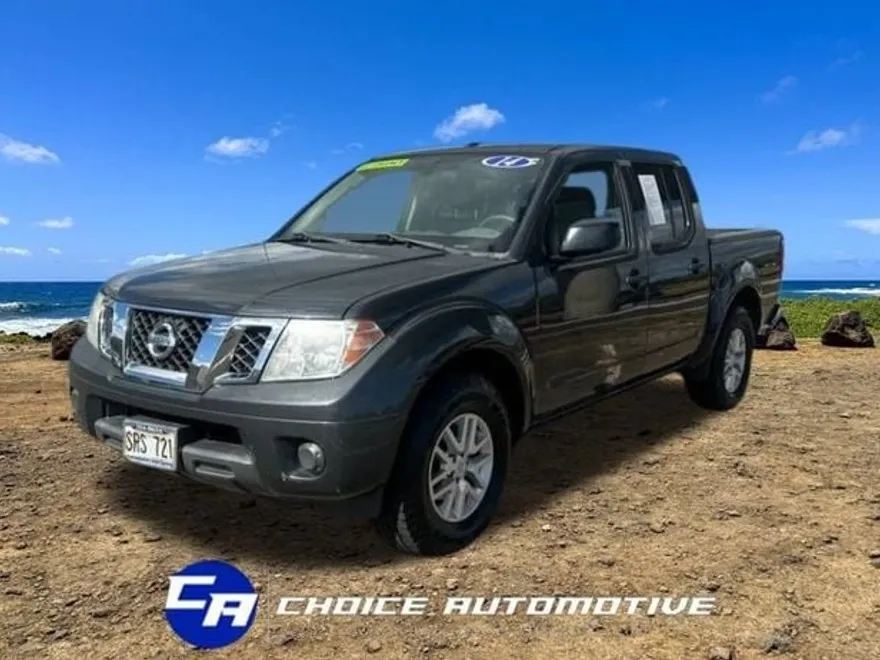 2014 Nissan Frontier SV photo 1