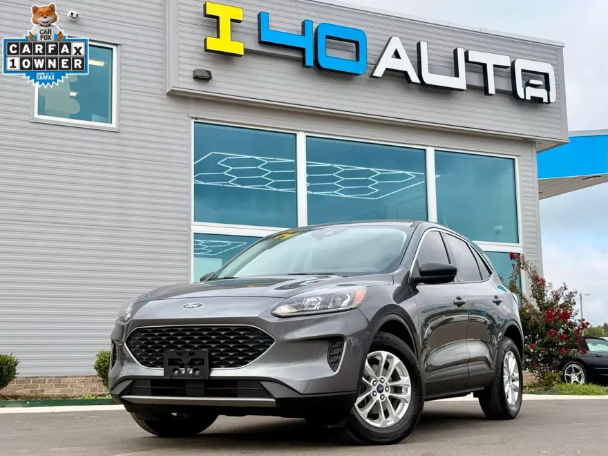 2022 Ford Escape SE photo 1