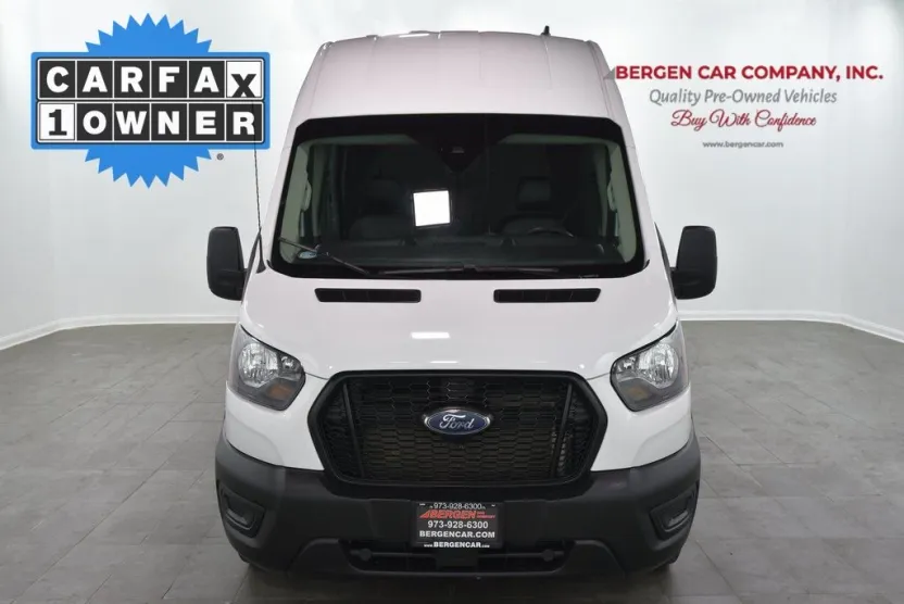 2022 Ford Transit photo 1