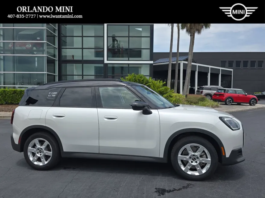 2025 Mini Countryman S ALL4 photo 1