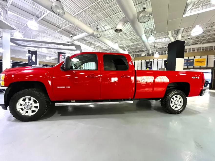 2013 Chevrolet Silverado 3500HD LTZ photo 1