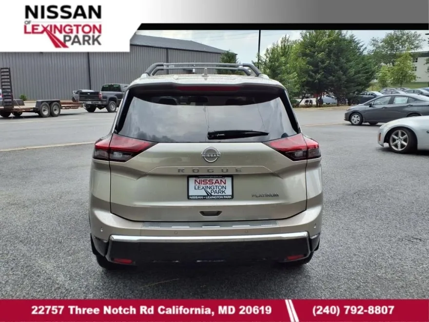 2025 Nissan Rogue Platinum photo 1