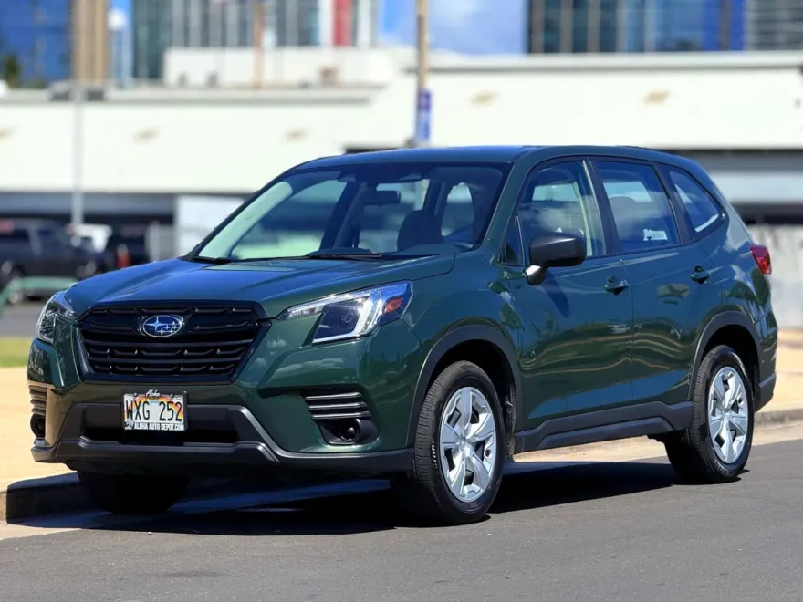 2024 Subaru Forester Base photo 1