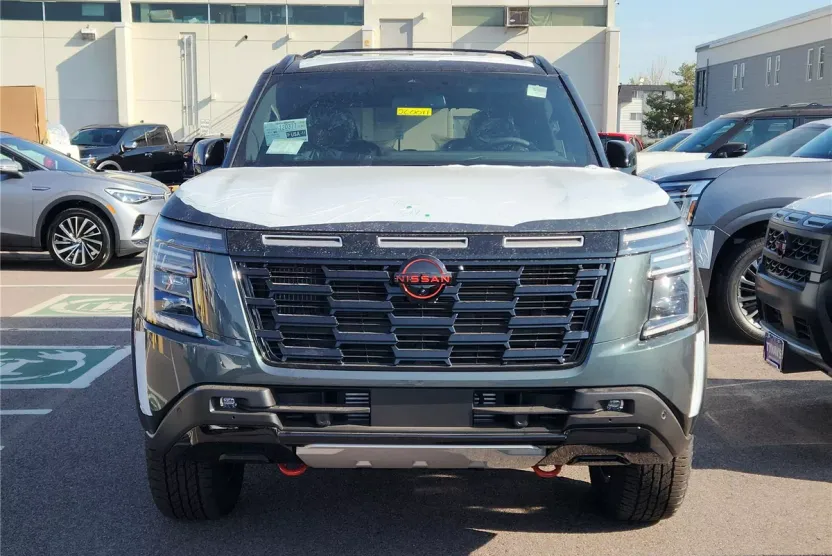 2026 Nissan Armada photo 1