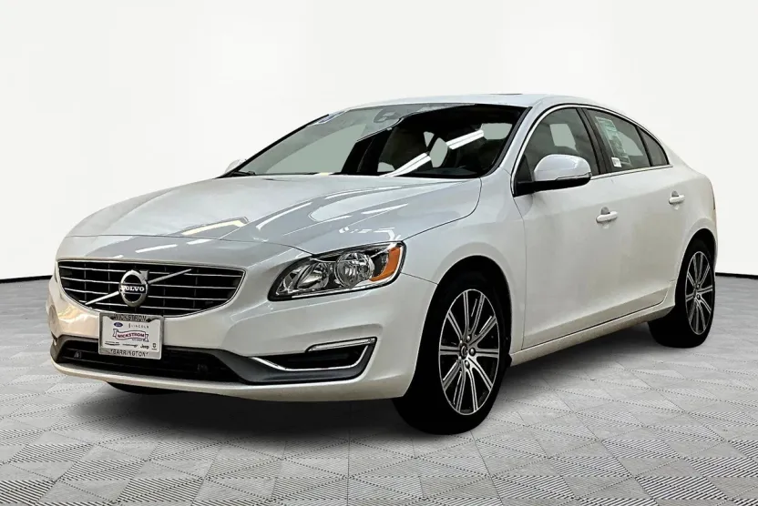 2018 Volvo S60 Inscription T5 photo 1
